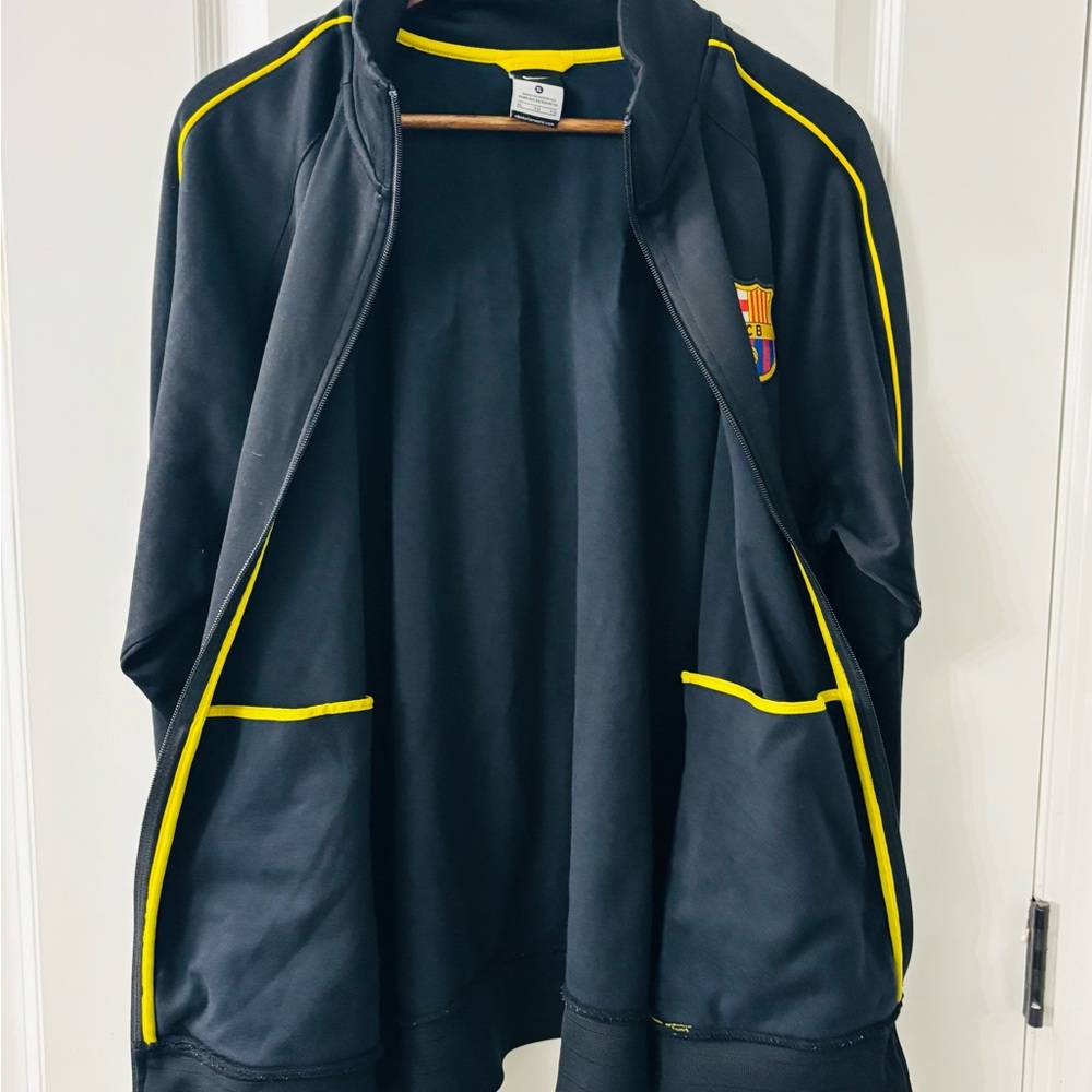 Rare Nike Black and Yellow Barcelona Track Jacket - Picture 3 of 10